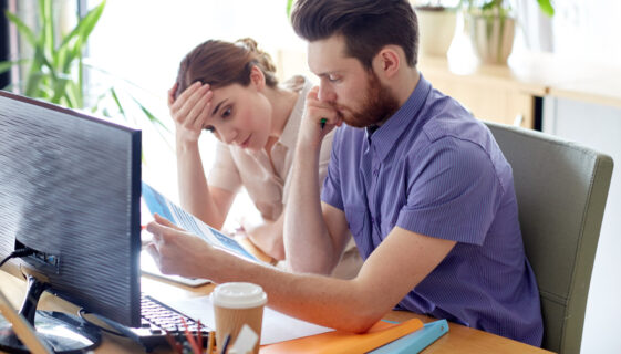 Employee Performance Reviews and the Halo Effect